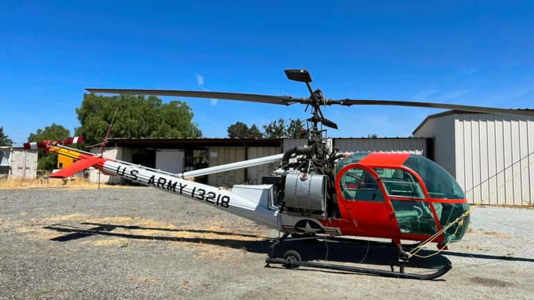 Hiller UH-12E4 Helicopter